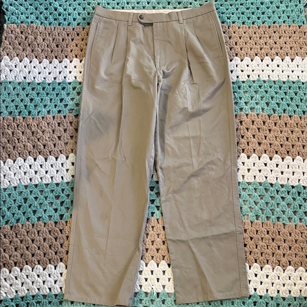 Gary Player Classic Tan Pleated Chinos Khaki Pants Mens sz 36 / 32